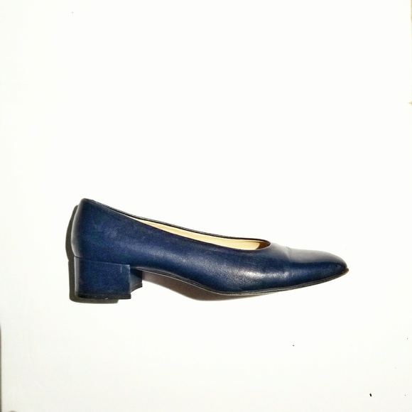 blue leather pumps